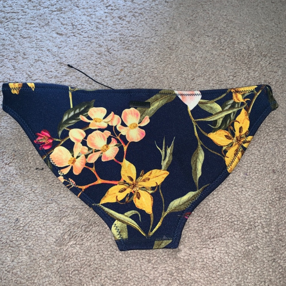 triangl bottoms